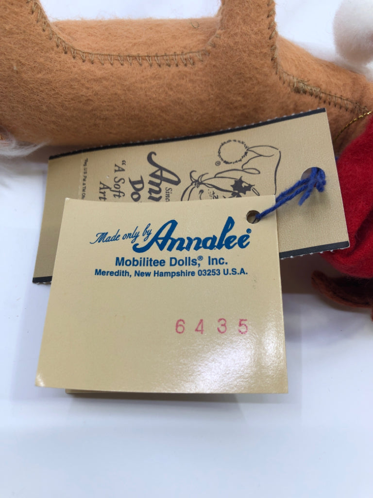 ANNA LEE REINDEER FIGURE.