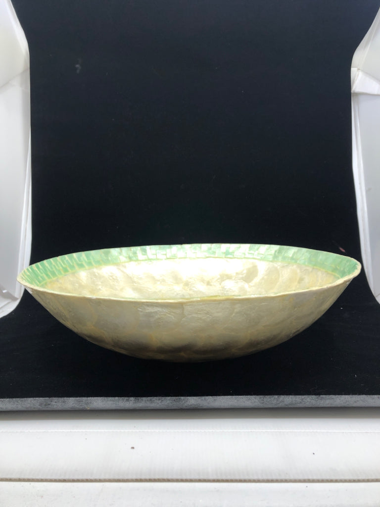 SHINE LIGHT WEIGHT DECORATIVE BOWL.