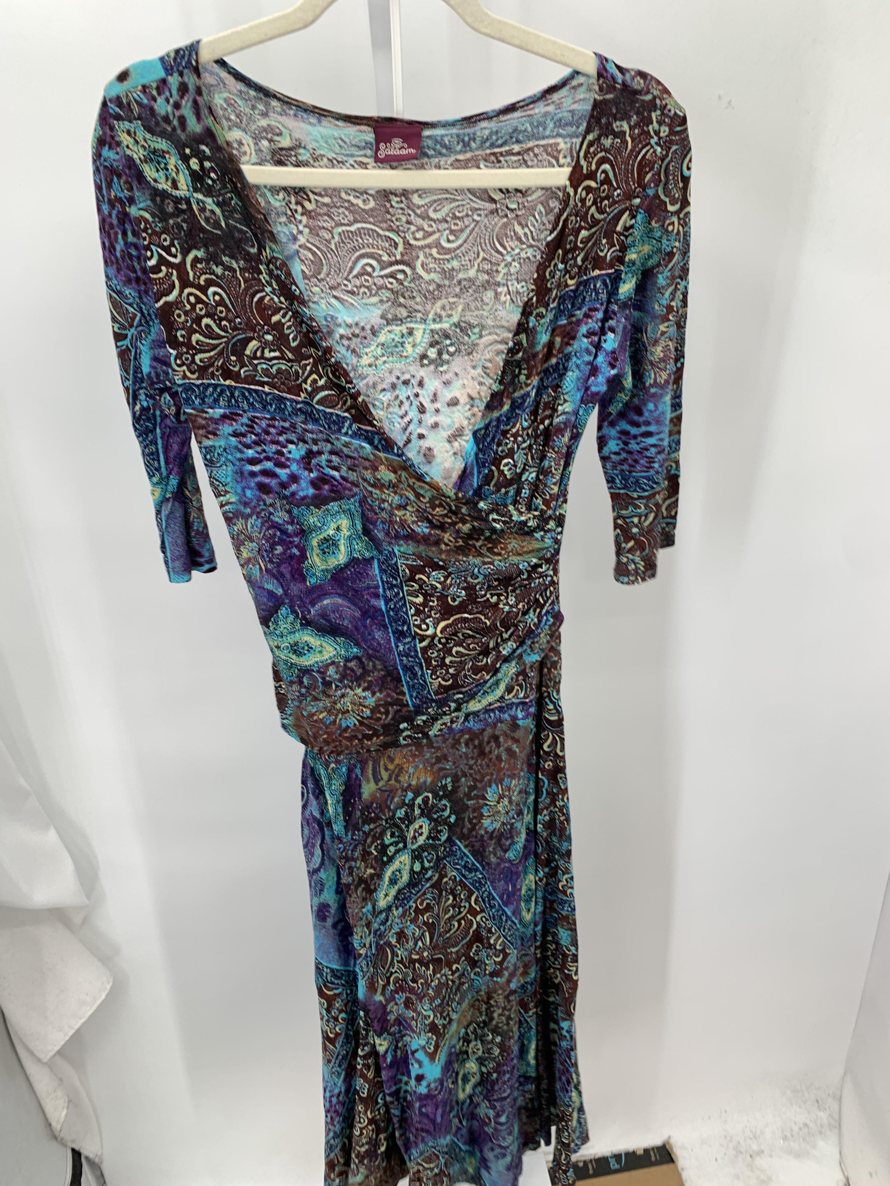 Size Medium Misses 3/4 Sleeve Dress