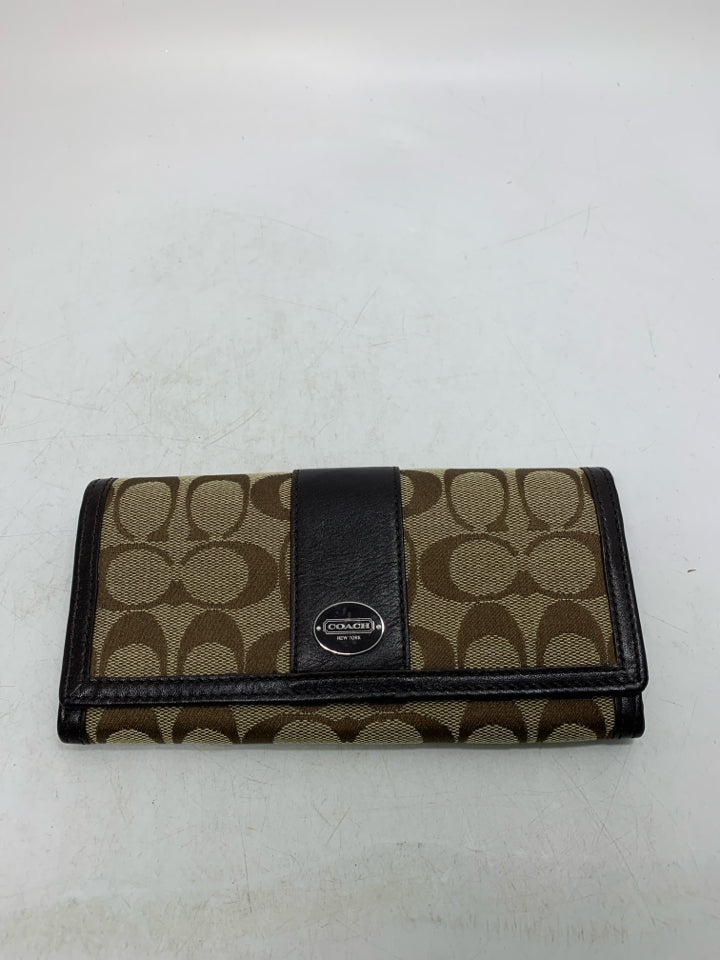 Coach Legacy Signature Long Wallet