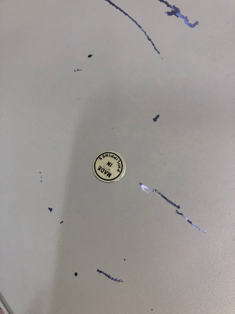 LEMONS PAINTED TIN BOX W/HANDLES.