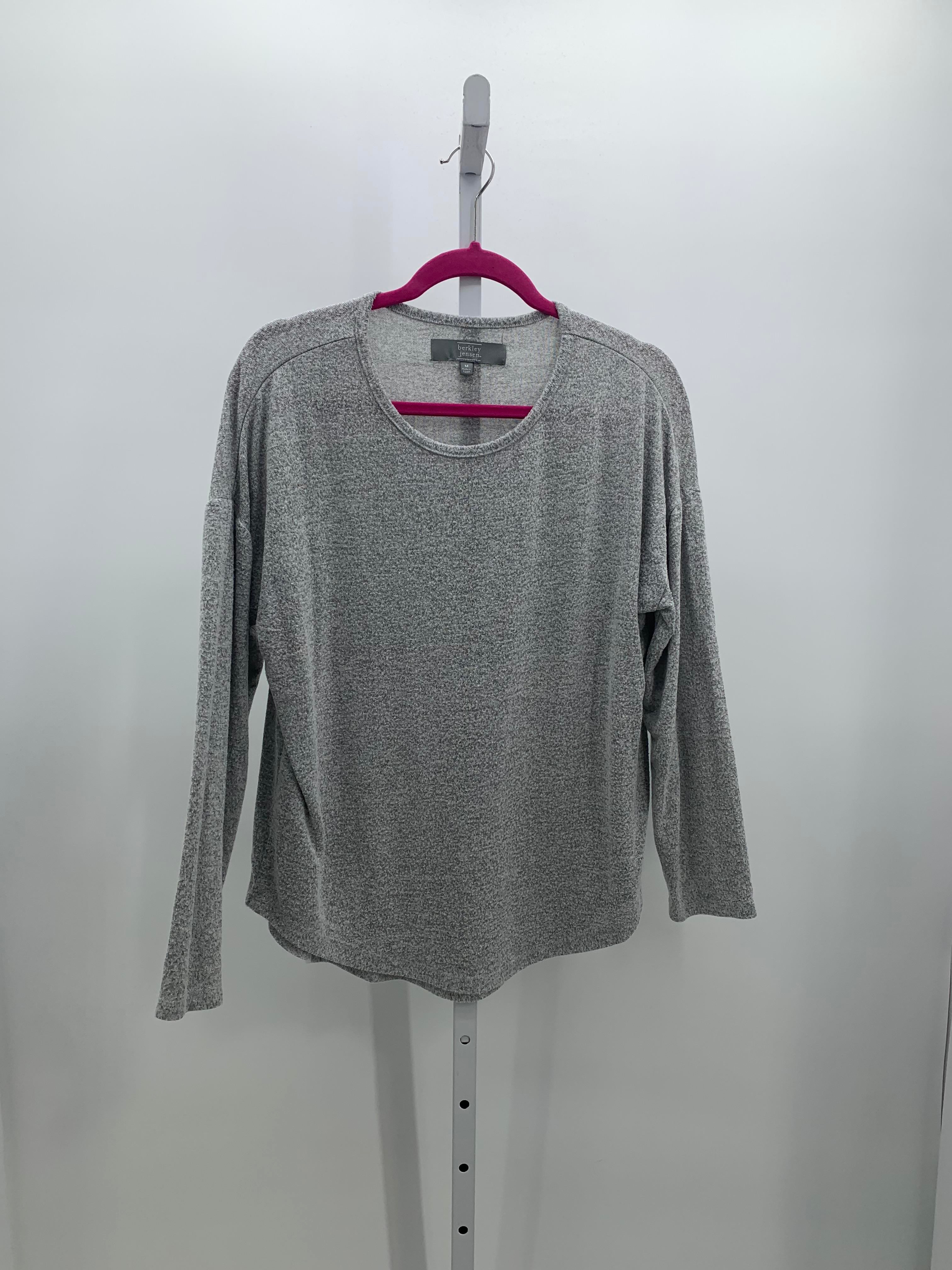 Berkley Jensen Size Medium Misses Long Sleeve Shirt