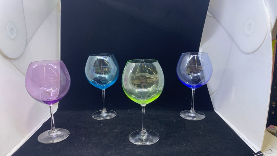 4 LARGE COLORED GLASS WINE GOBLETS.