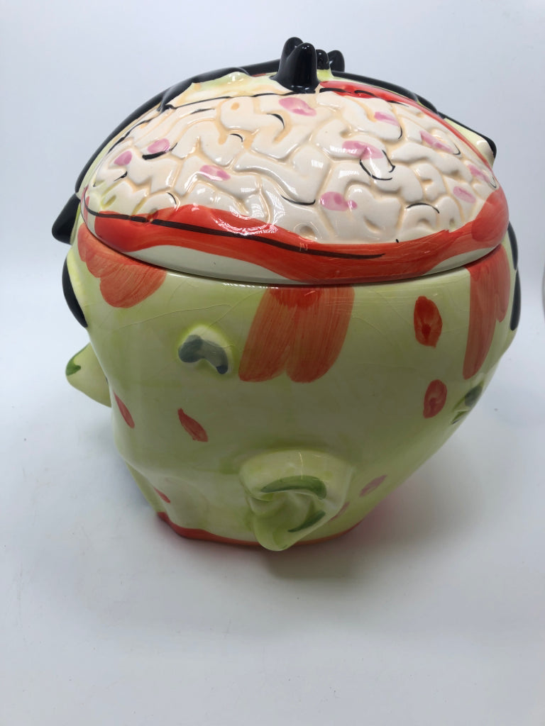 ZOMBIE COOKIE JAR.