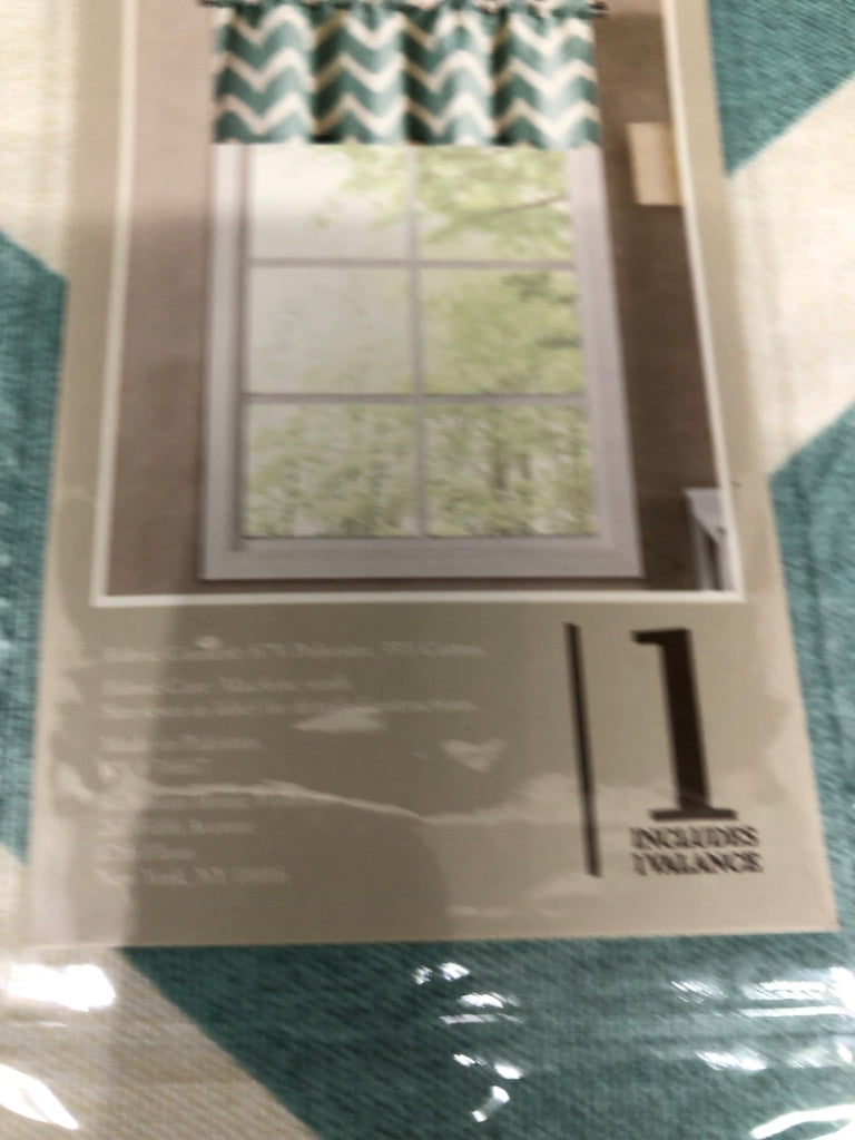 NIP TEAL/WHITE WINDOW VALANCE.