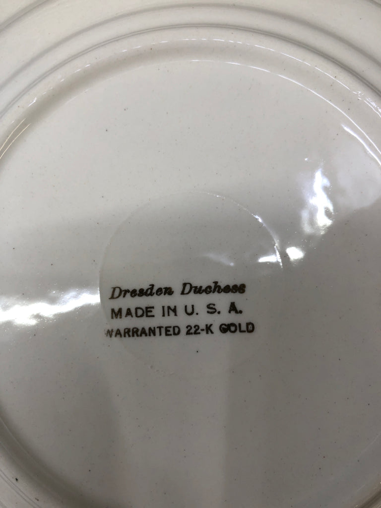 8PC VTG DESSERT PLATES W/PIE PLATE AND SERVER.