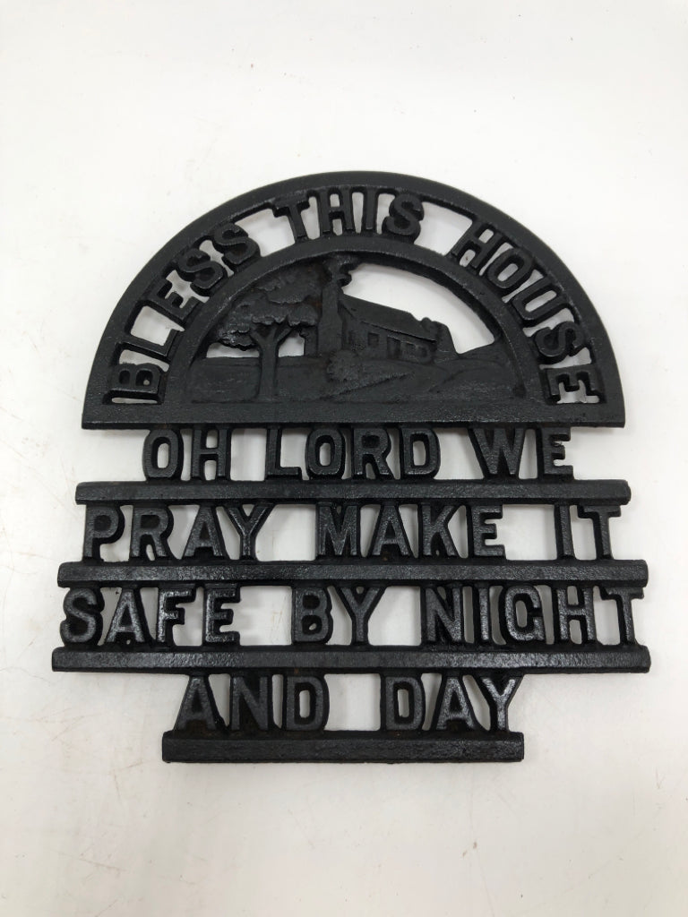VTG BLESS THIS HOUSE METAL TRIVET.
