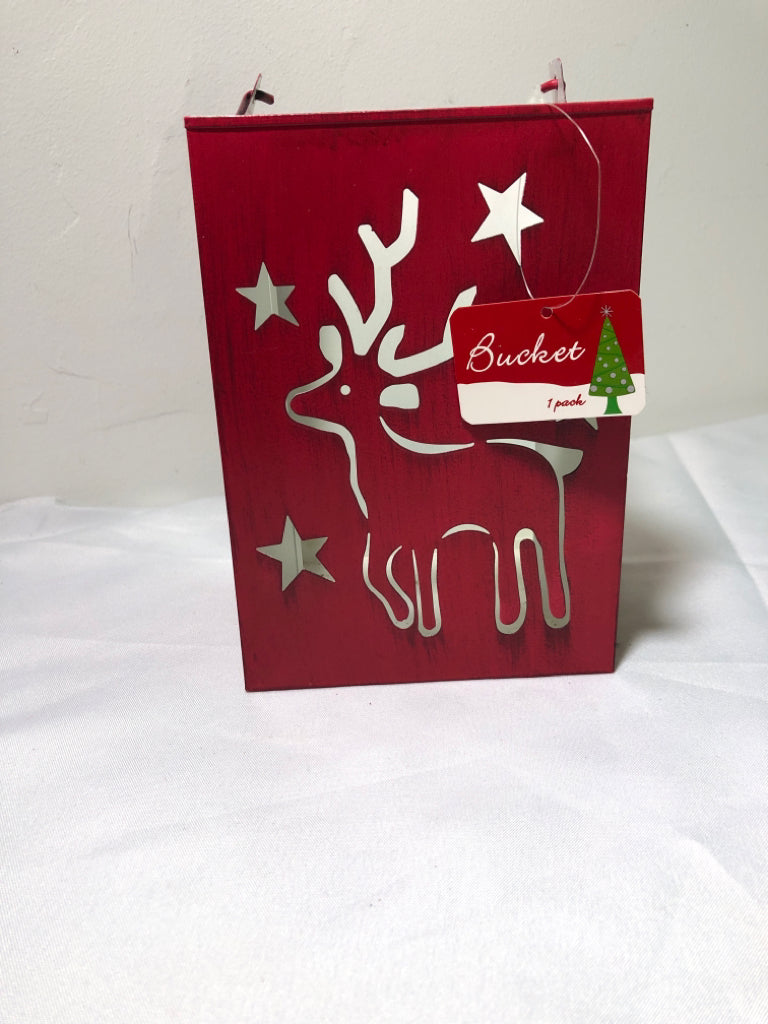 RED REINDEER METAL BUCKET, 7" X 4" X 5"