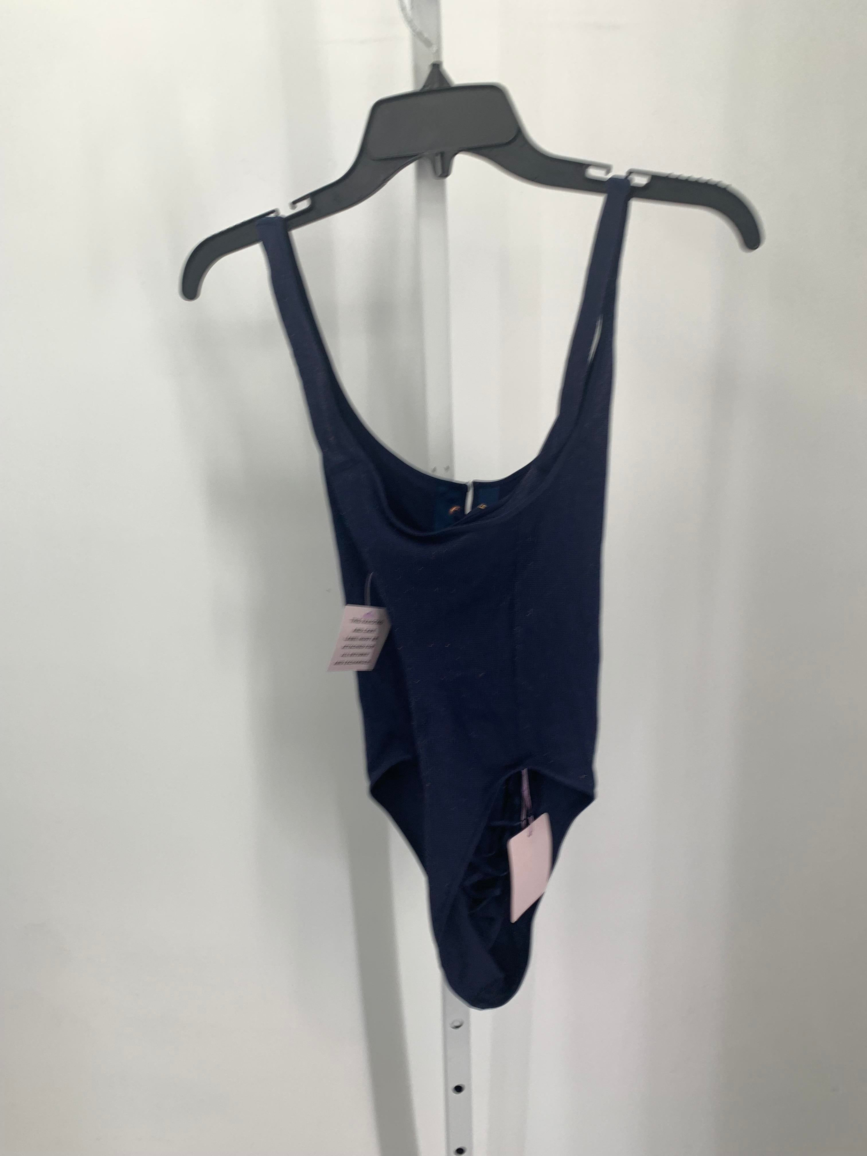 Size Medium Misses Tank