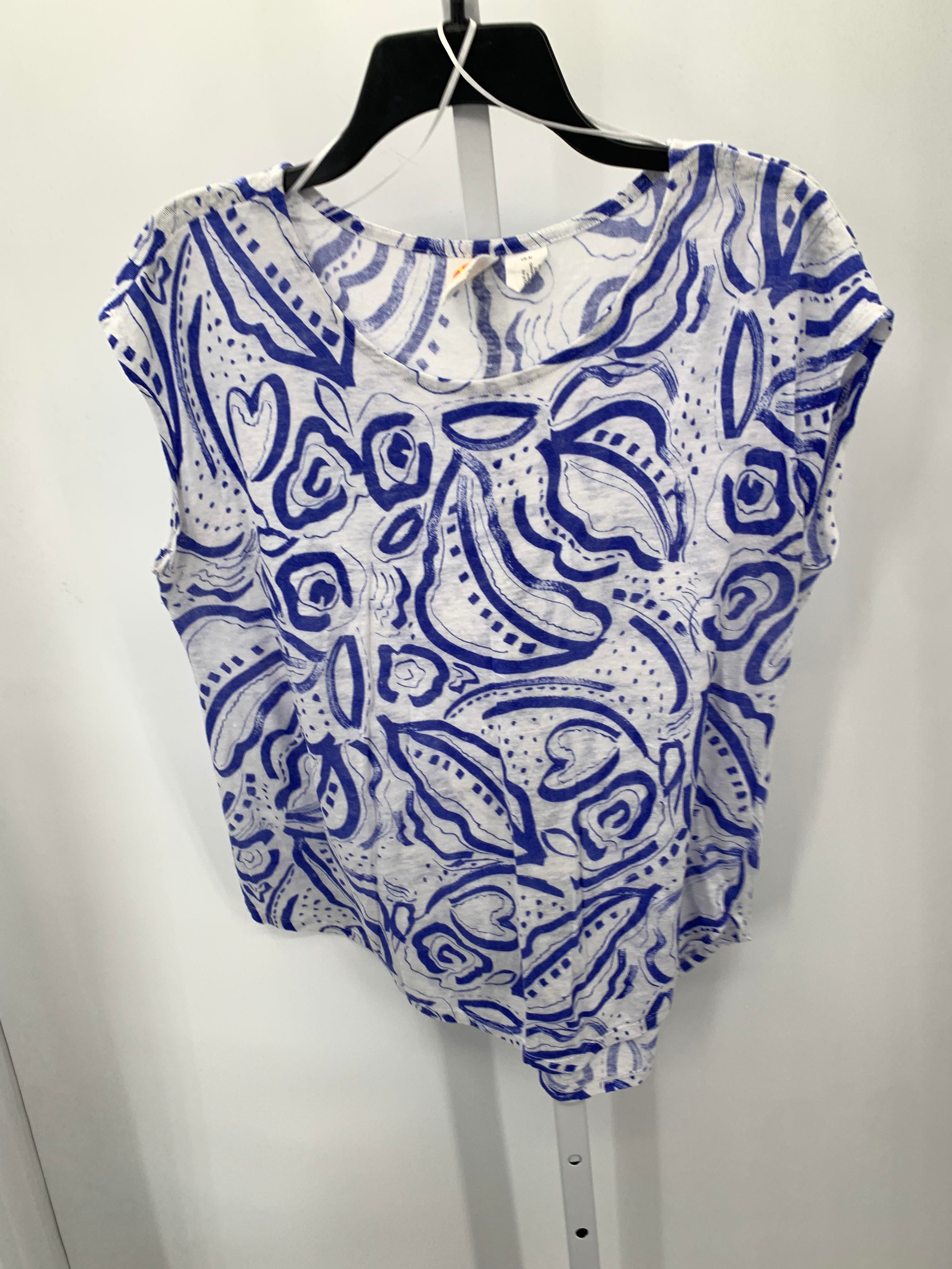 Size Medium Misses Short Sleeve Shirt