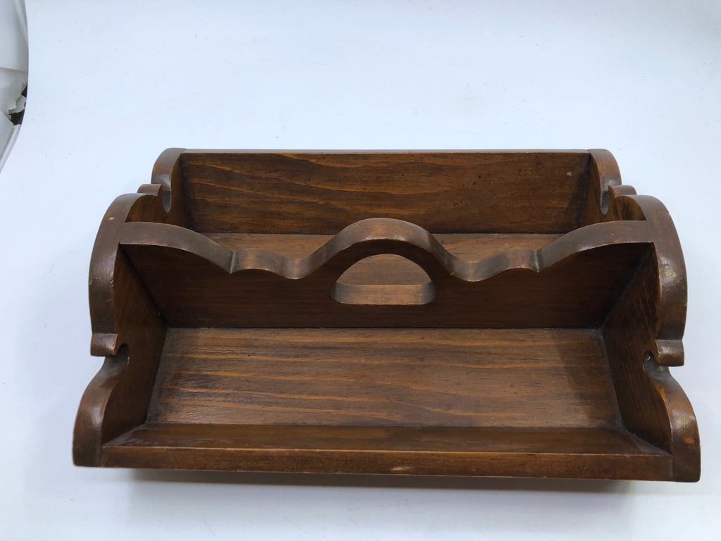 SMALL VTG DIVIDED DARK WOOD ORGANIZER/ TRAY.