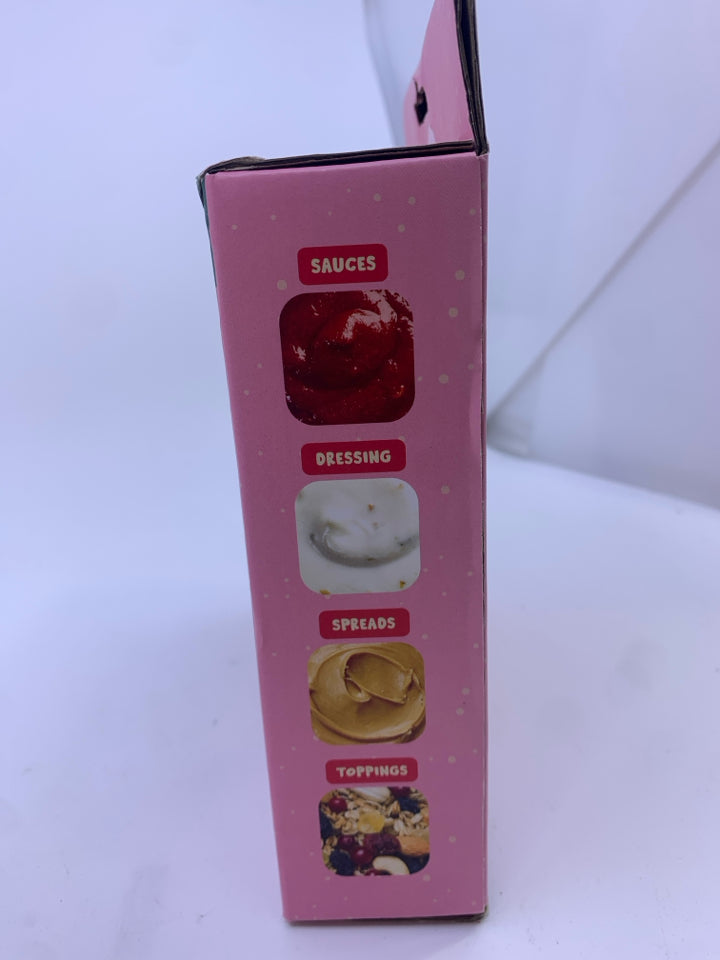 NIB 4PK CHRISTMAS CONDIMENT CONTAINERS