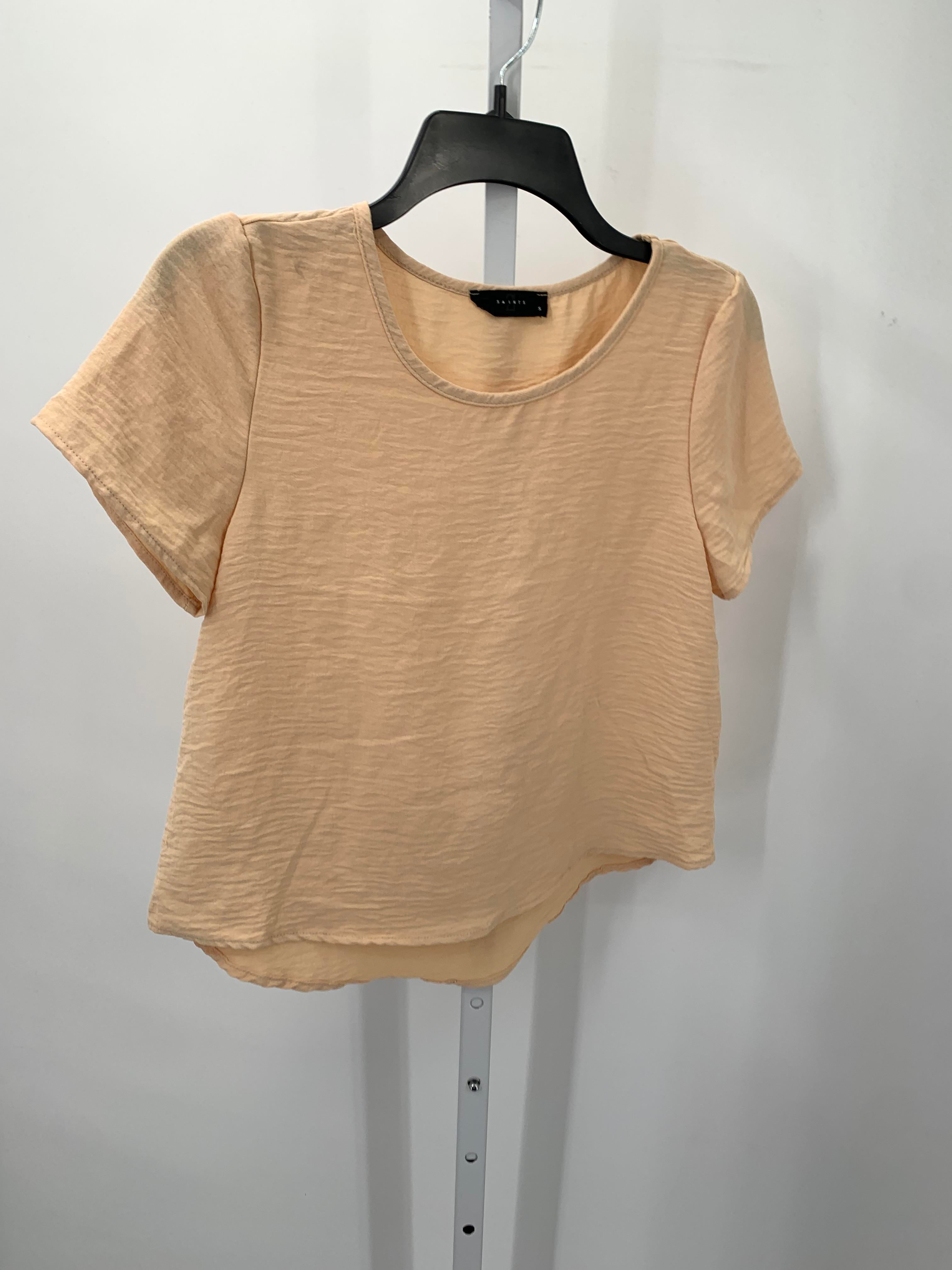 Size Small Juniors Short Sleeve Shirt