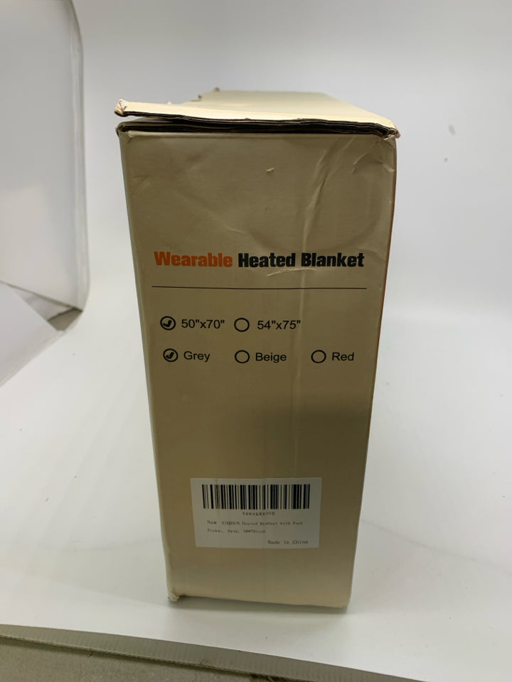 NIB WEARABLE HEATED BLANKET.