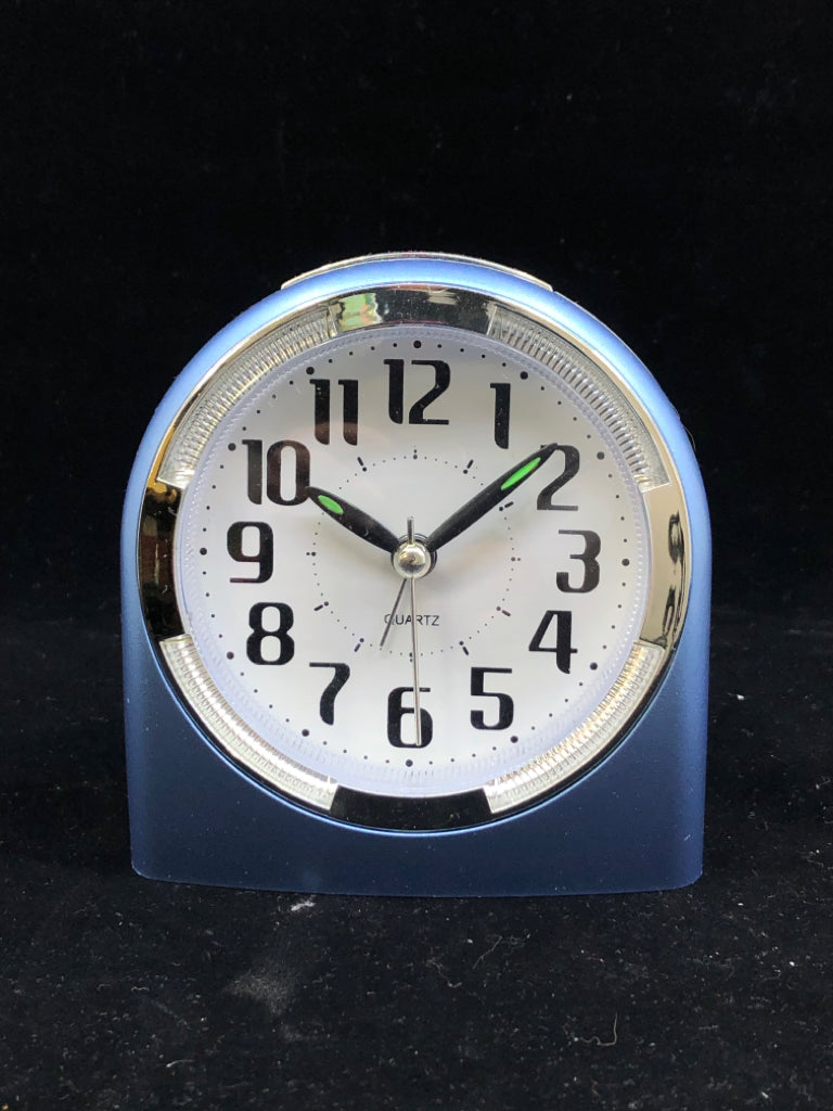 PLASTIC ALARM CLOCK.