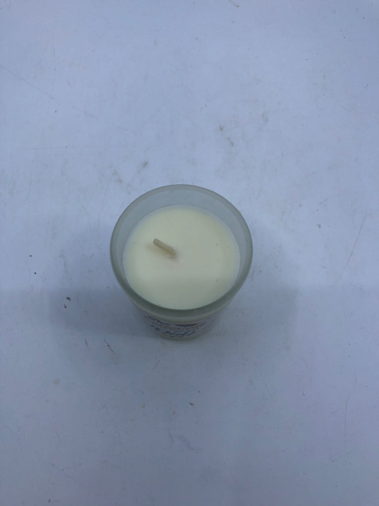 SHE BELIEVED SHE COULD- GRADUATION CANDLE.