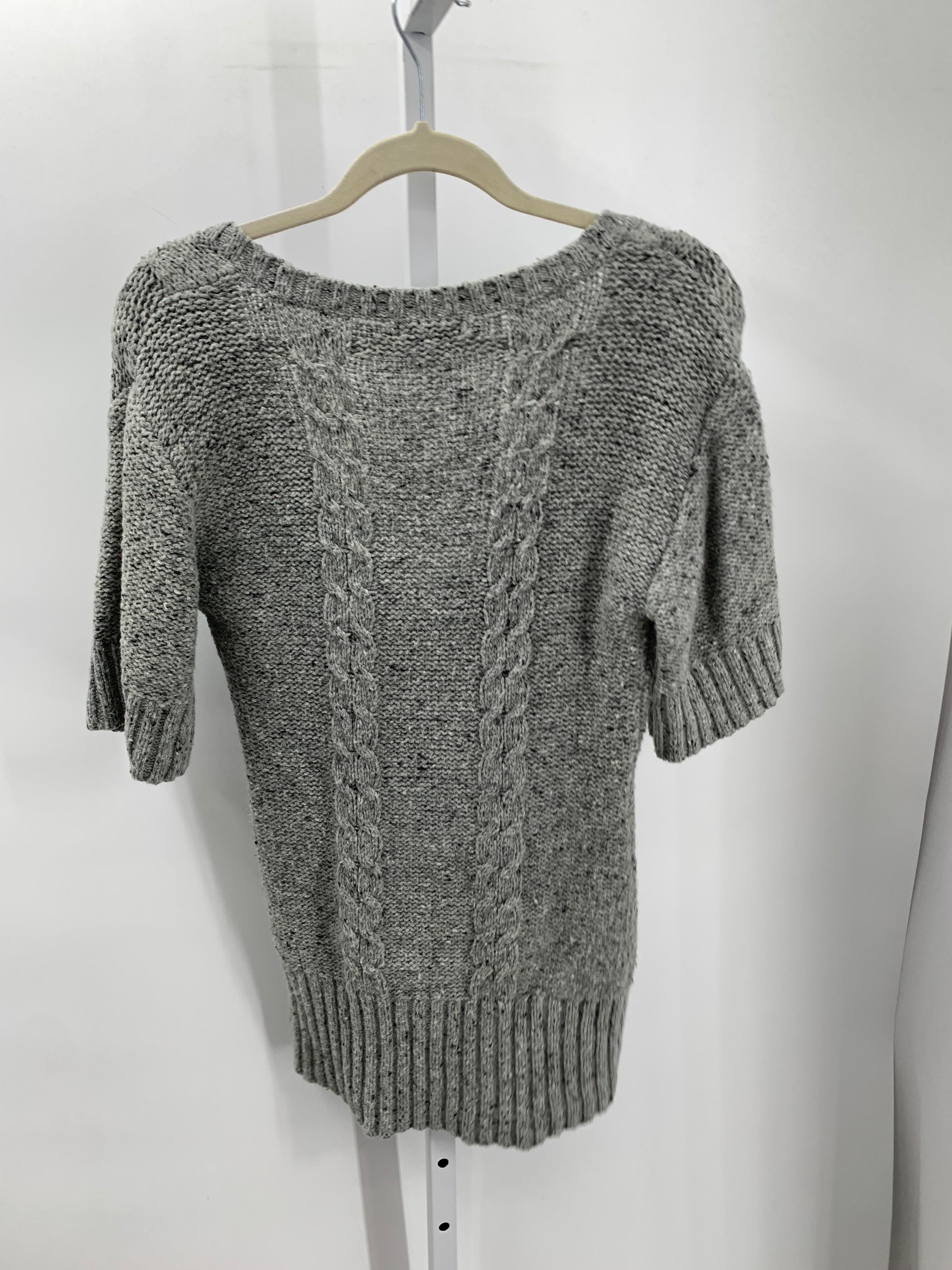 A.N.A. Size Small Misses Short Slv Sweater