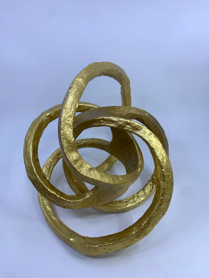 GOLD SWIRL ABSTRACT CENTERPIECE.