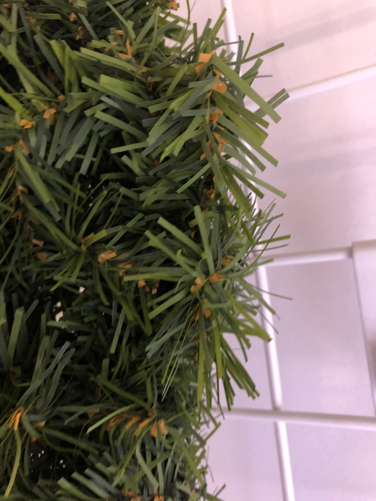 GREEN PINE WREATH.