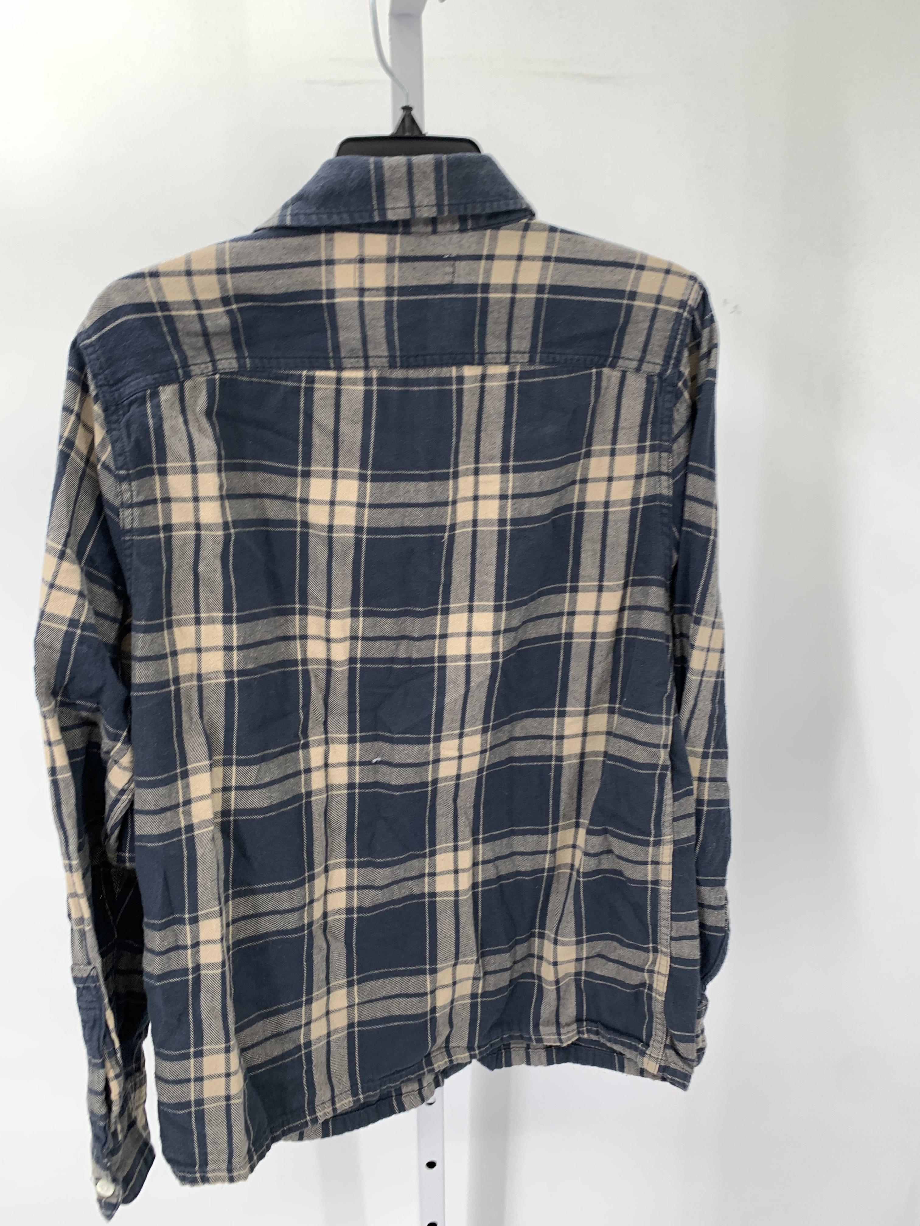 PLAID BTN DOWN