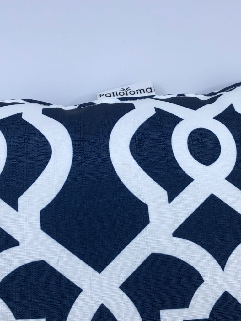 DARK BLUE OUTDOOR PILLOW W/ WHITE DESIGNS PATIOLOMA.
