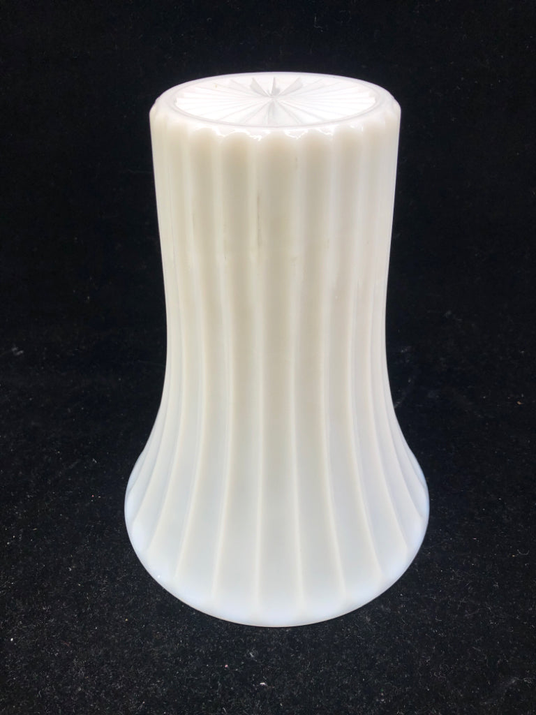 VTG RIBBED MILK GLASS FLARED VASE.