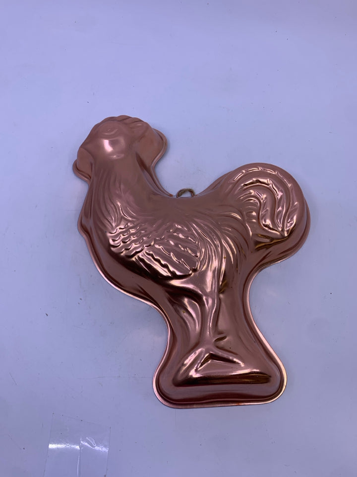 COPPER ROOSTER MOLD WALL ART.