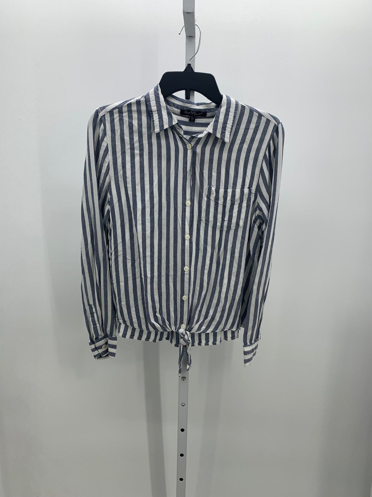 Velvet Heart Size Medium Juniors Long Sleeve Shirt