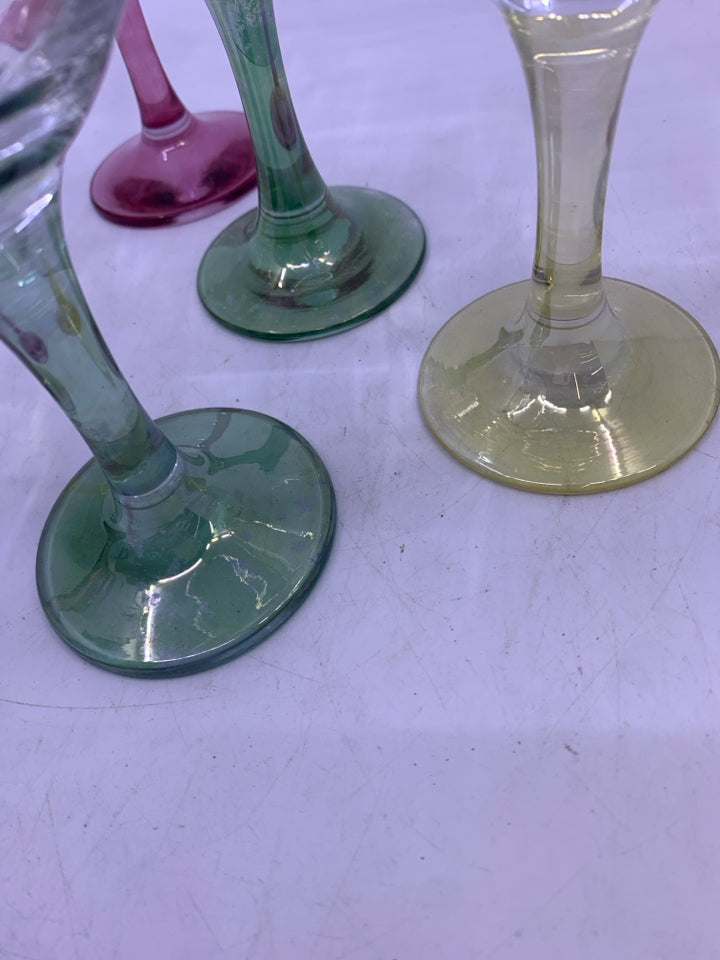 NIB 6 COLORED STEMS WINE GLASSES W GOLD RIM.