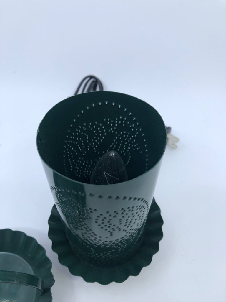 DARK GREEN METAL PIERCED ROOSTER LIGHT WAX WARMER.