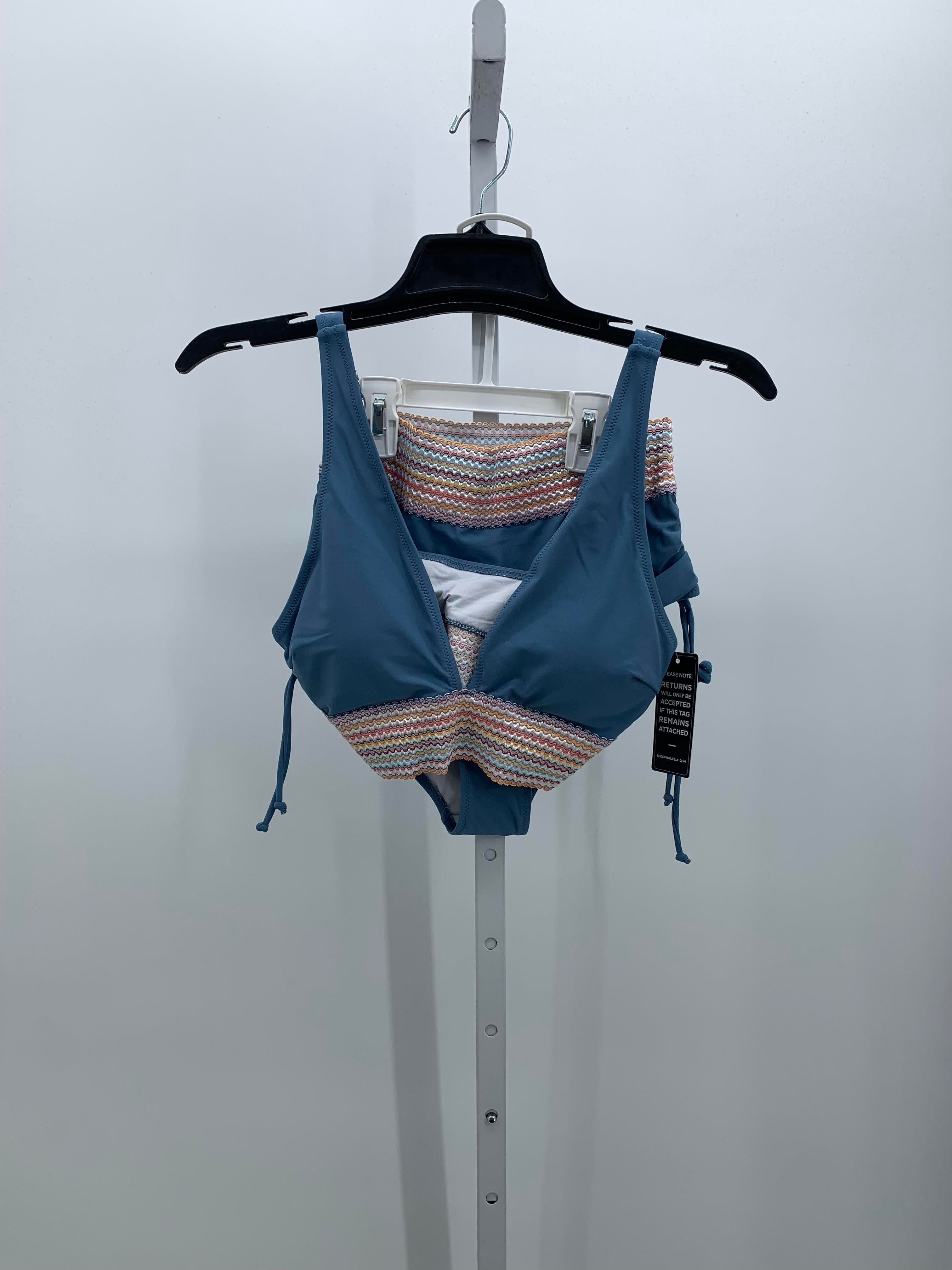 Size Medium Misses Swimwear