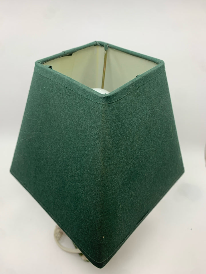 GAZEBO GARDEN LAMP W GREEN SHADE.