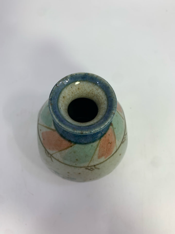 CERAMIC SAKE FLASK W/BLUE NECK.