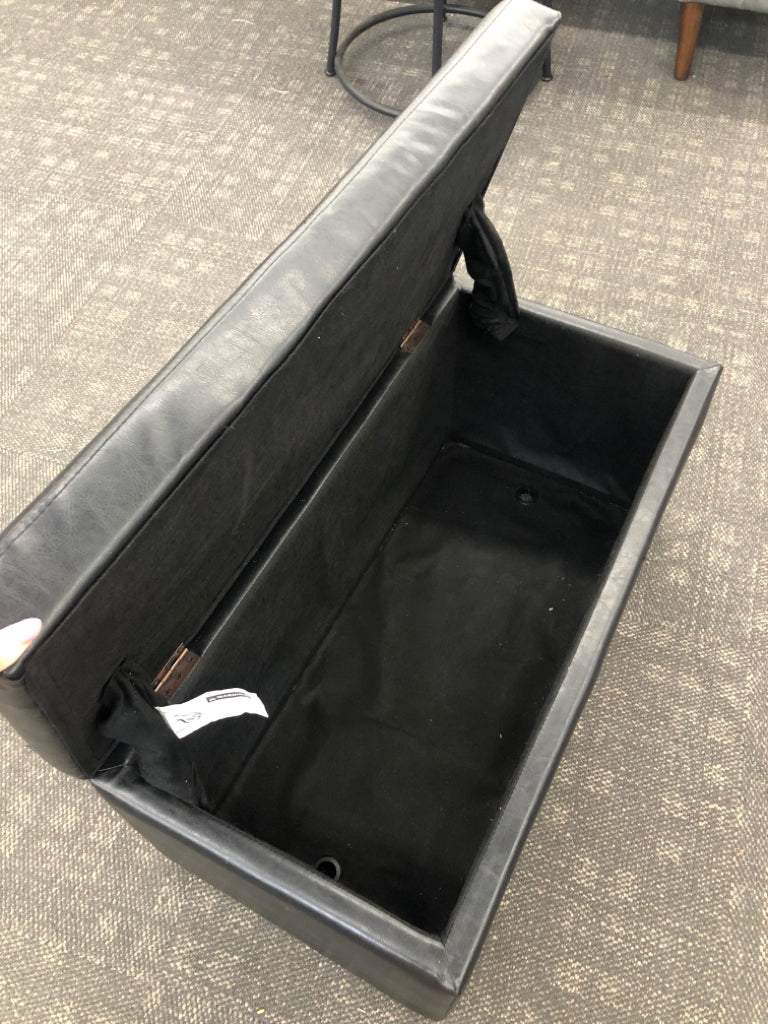 FAUX LEATHER STORAGE OTTOMAN.