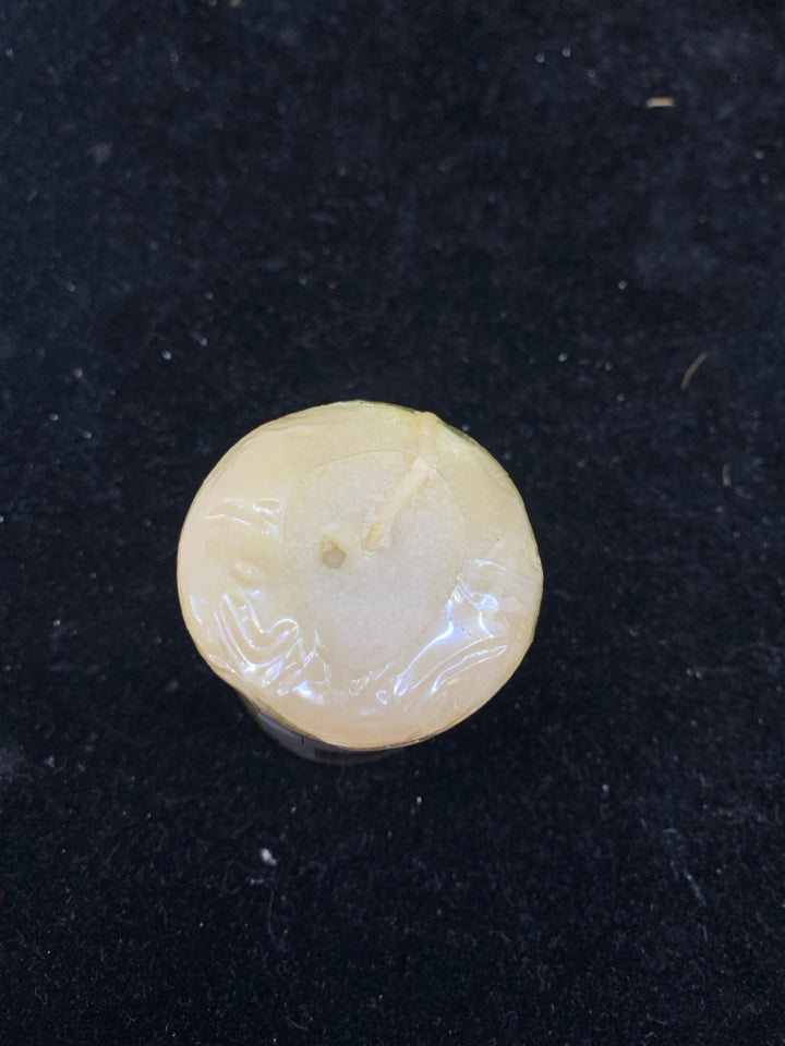 NEW BALSAM & CLOVE VOTIVE CANDLE.