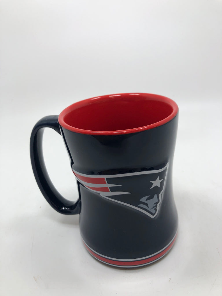PATRIOTS COFFEE MUG.