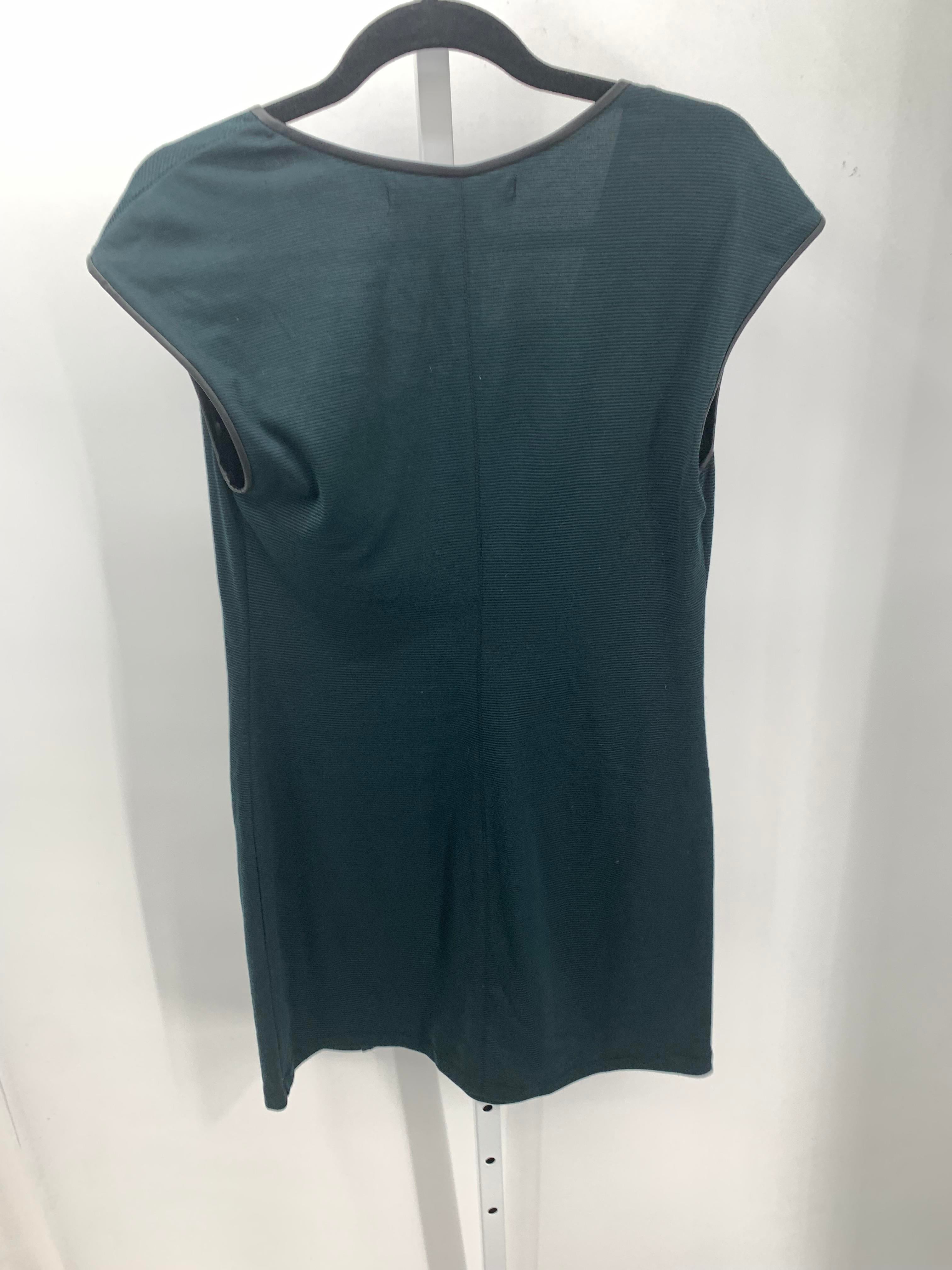 Max Studio Size Medium Misses Short Sleeve Dress