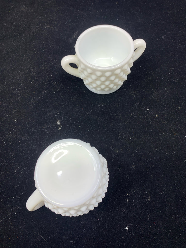 VTG WHITE HOBNAIL SUGAR & CREAMER.