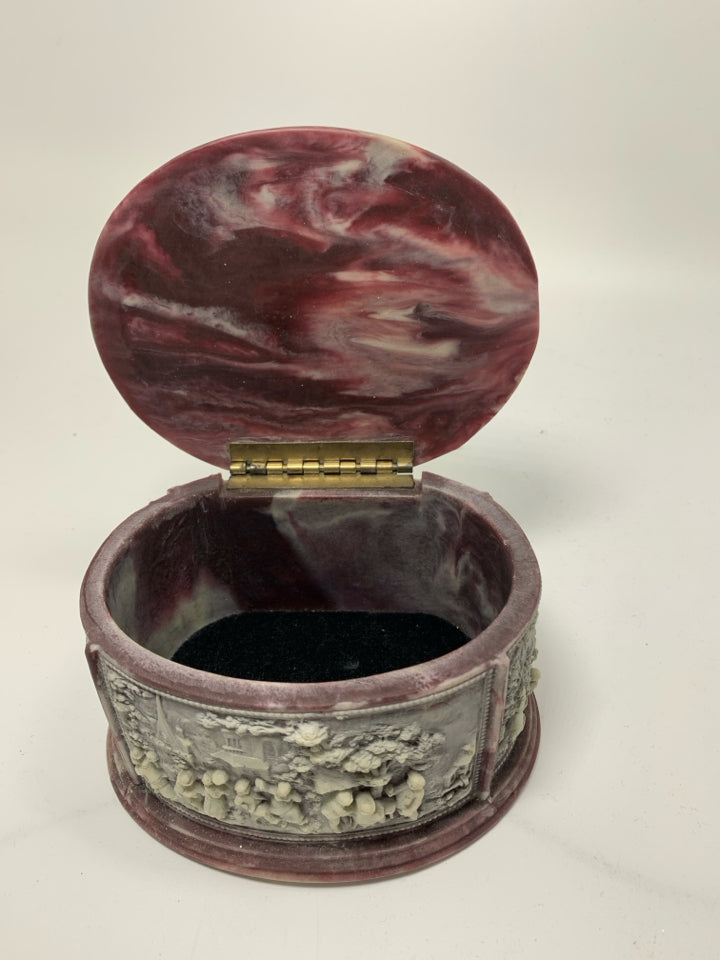 VTG INCOLAY STONE OVAL LARGE TRINKET BOX W/ CARVED VILLAGE LIFE SCENE.