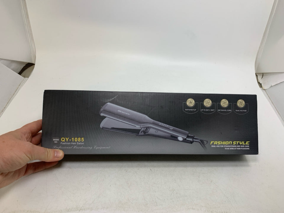 NIB BCWAY HAIR STRAIGHTENER.