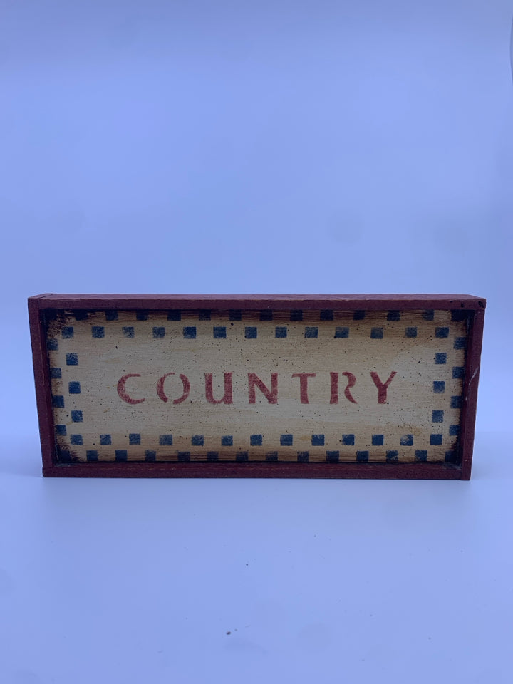 COUNTRY PRIMITIVE WOOD BLOCK SIGN.