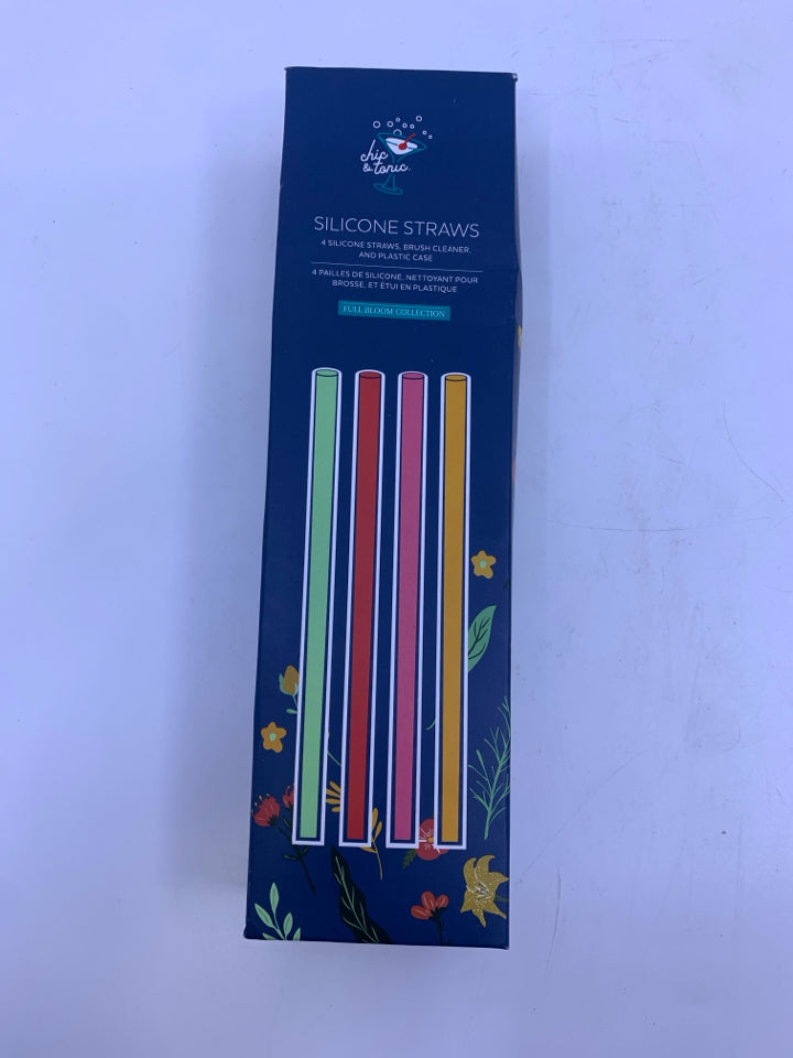 NIB 4 PK SILICONE STRAWS.