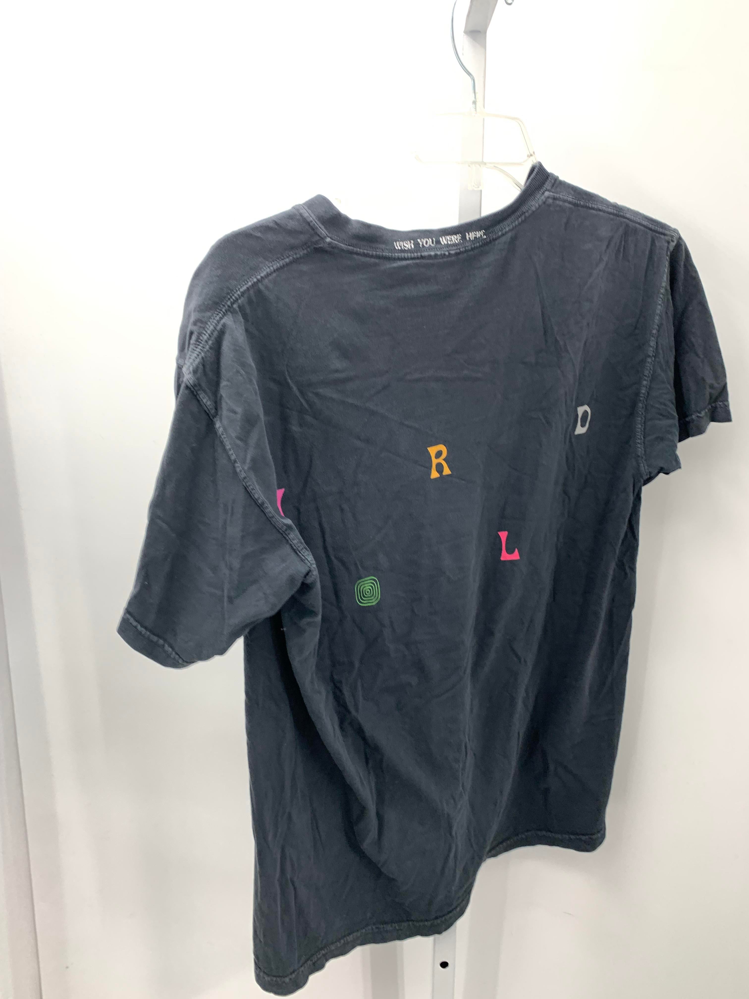 GRAPHIC KNIT TEE.