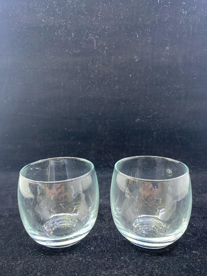 2 ROUND BRANDY GLASSES.