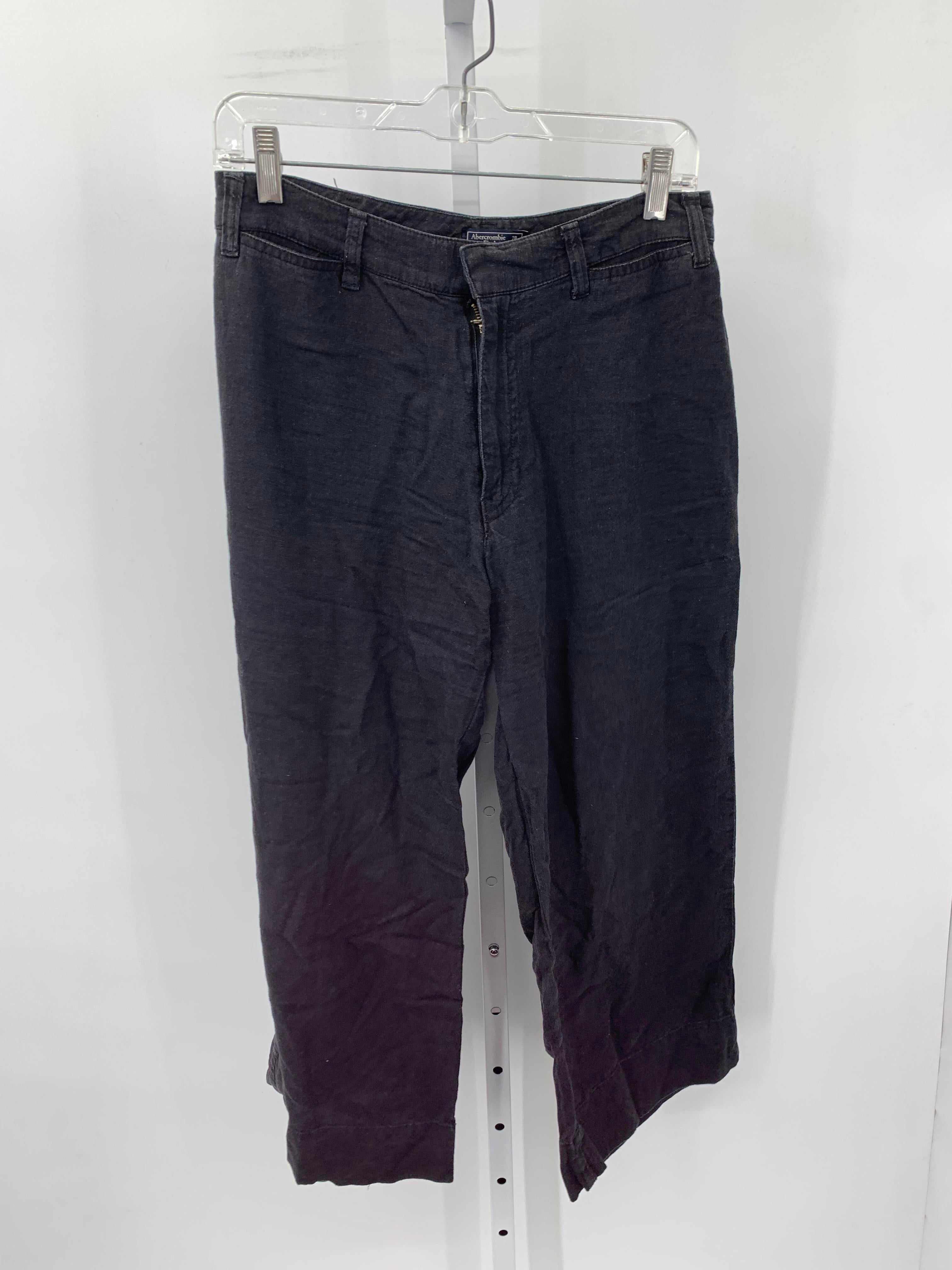 Abercrombie Size 6 Juniors Cropped