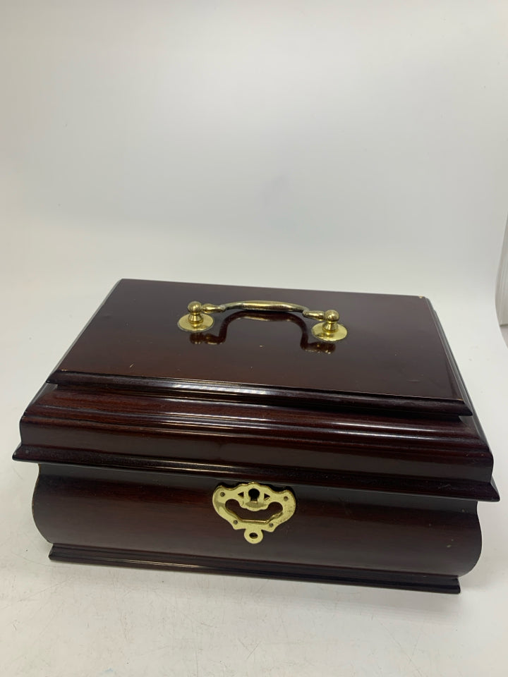 VTG WOOD JEWELRY BOX W/ GOLD HARDWARE LOCK/KEY- MINOR WEAR.