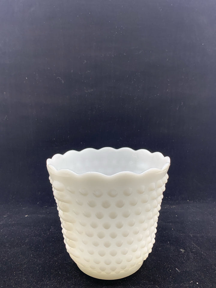 VTG MILK GLASS HOBNAIL SCALLOP EDGE PLANTER.