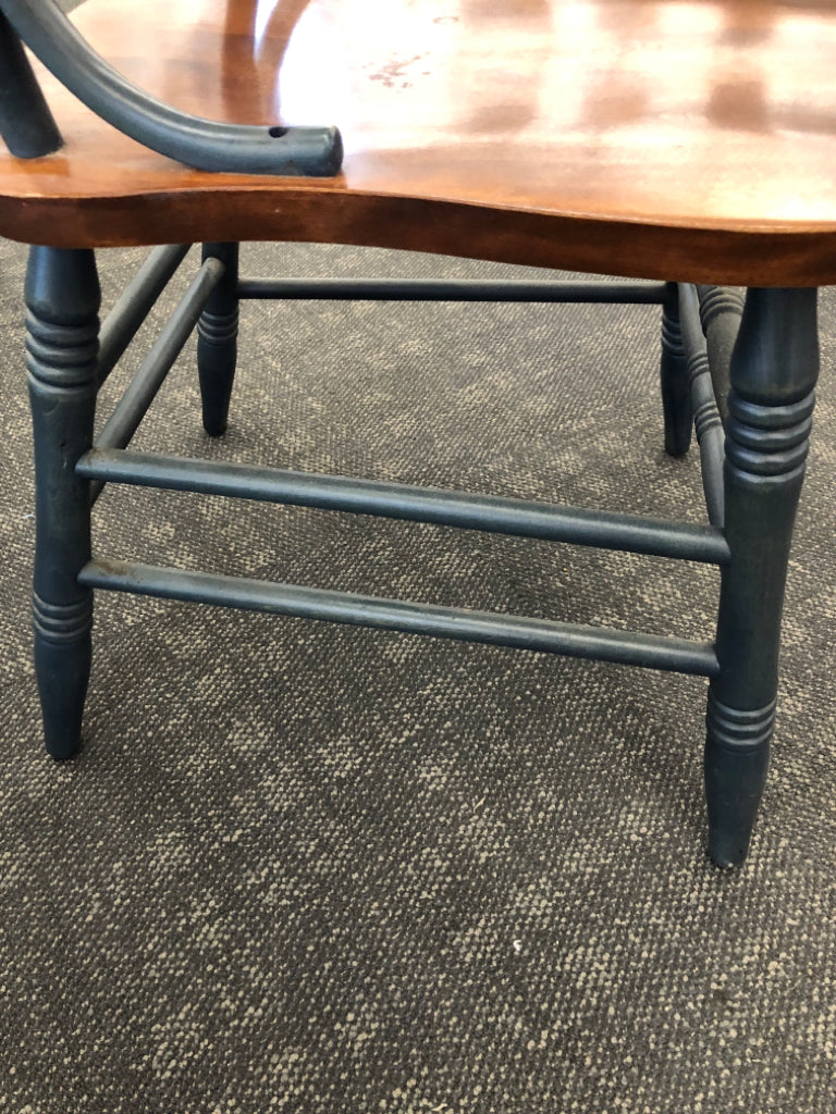 WOOD & SLATE BLUE TABLE W/8 CHAIRS & 2 LEAVES INSIDE.