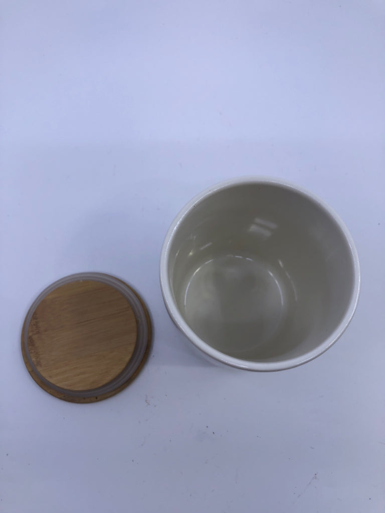 SMALL MATTE WHITE CANISTER W WOOD LID.