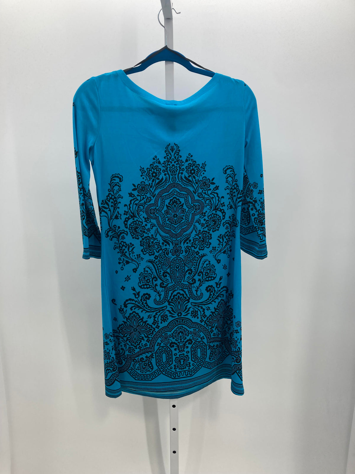 Size Small Misses 3/4 Sleeve Dress